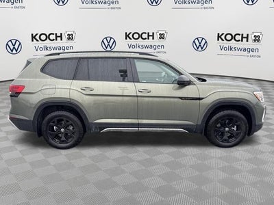 2025 Volkswagen Atlas 2.0T Peak Edition