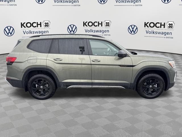 2025 Volkswagen Atlas 2.0T Peak Edition