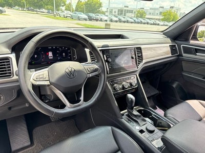 2023 Volkswagen Atlas Cross Sport 2.0T SE w/Technology