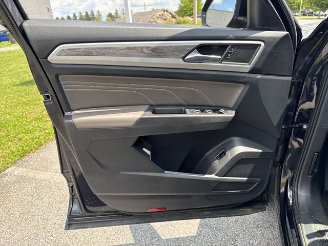 2023 Volkswagen Atlas Cross Sport 2.0T SE w/Technology