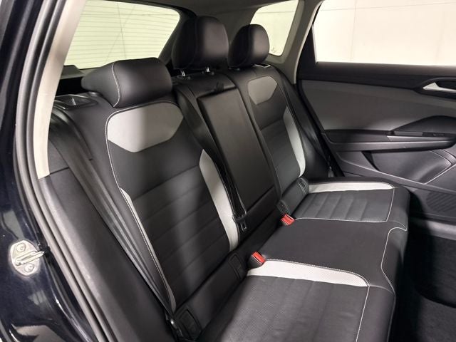 2022 Volkswagen Taos SEL