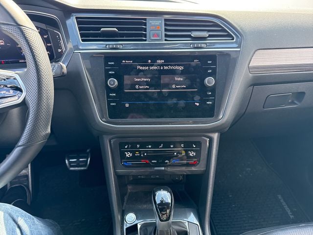 2022 Volkswagen Tiguan SEL R-Line