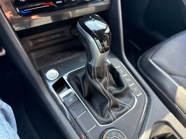 2022 Volkswagen Tiguan SEL R-Line