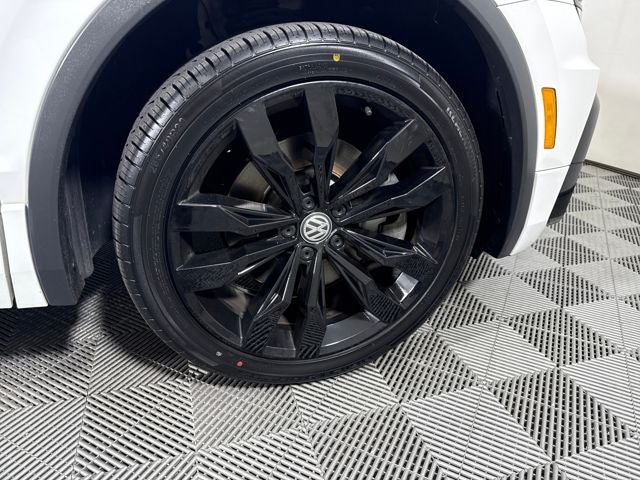 2019 Volkswagen Tiguan SEL Premium R-Line