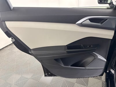 2025 Volkswagen Taos SEL