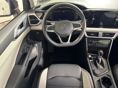 2025 Volkswagen Taos SEL