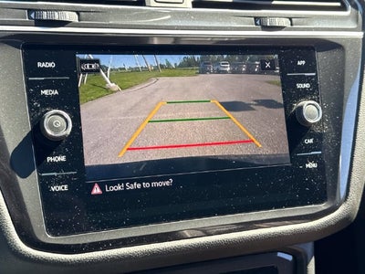 2024 Volkswagen Tiguan SE R-Line Black