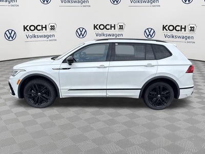 2022 Volkswagen Tiguan SE R-Line Black