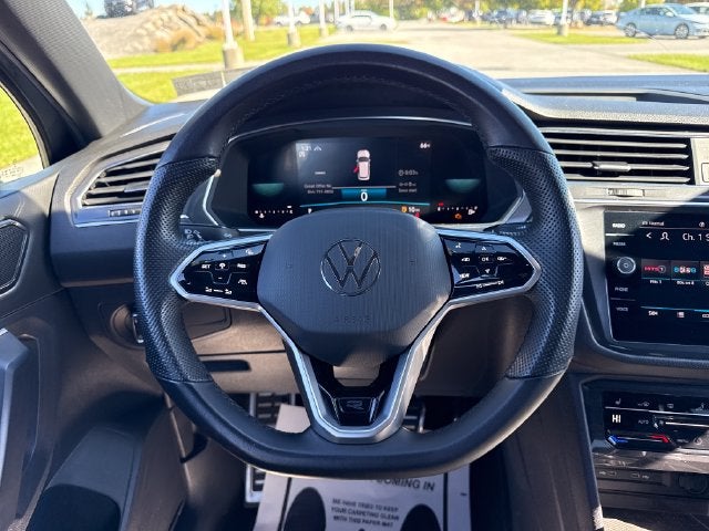 2023 Volkswagen Tiguan SE R-Line Black