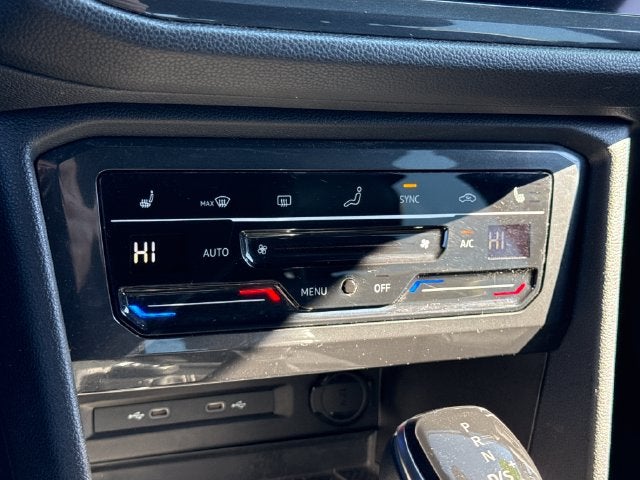 2023 Volkswagen Tiguan SE R-Line Black