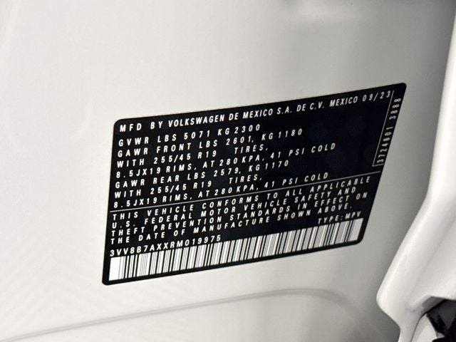 2024 Volkswagen Tiguan SE R-Line Black