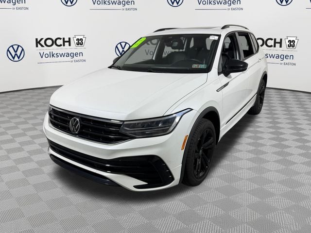 2024 Volkswagen Tiguan SE R-Line Black