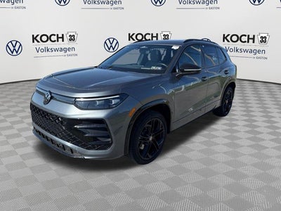 2025 Volkswagen Tiguan SE R-Line Black
