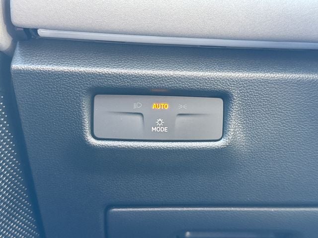 2025 Volkswagen Tiguan SE R-Line Black