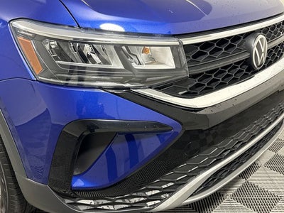 2022 Volkswagen Taos Base