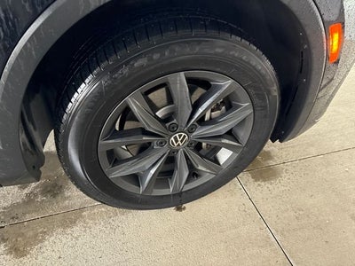 2023 Volkswagen Tiguan SE
