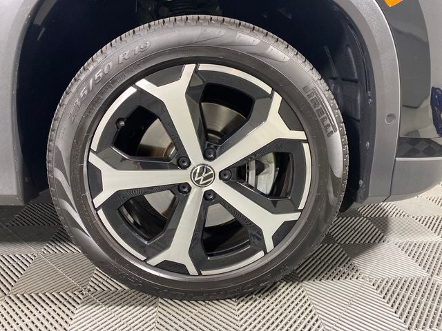 2025 Volkswagen Tiguan SE