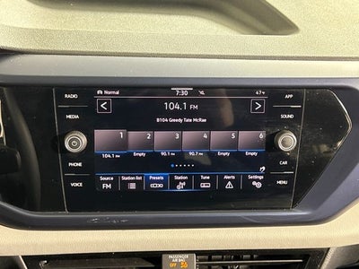 2022 Volkswagen Taos SE