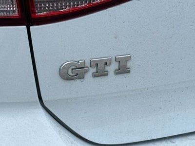 2018 Volkswagen Golf GTI SE