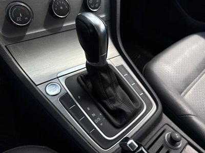 2015 Volkswagen Golf SportWagen TSI SE