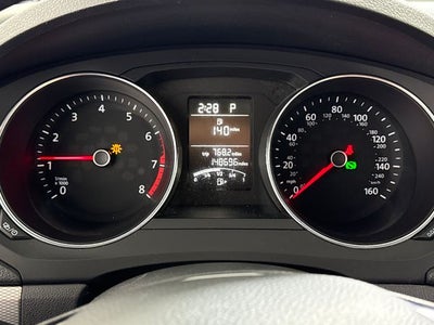 2015 Volkswagen Jetta 1.8T SE w/Connectivity/Navigation