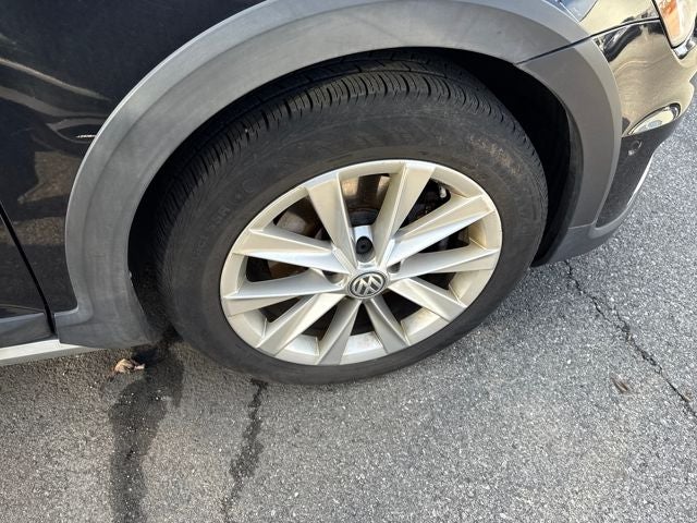 2017 Volkswagen Golf Alltrack SE