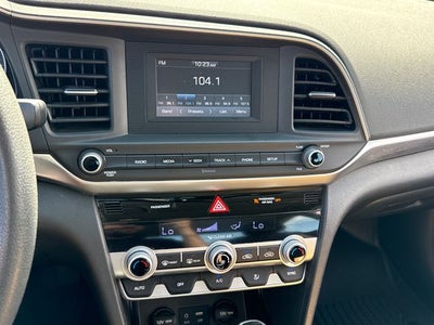 2020 Hyundai Elantra SE