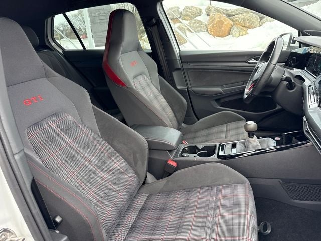 2023 Volkswagen Golf GTI Autobahn