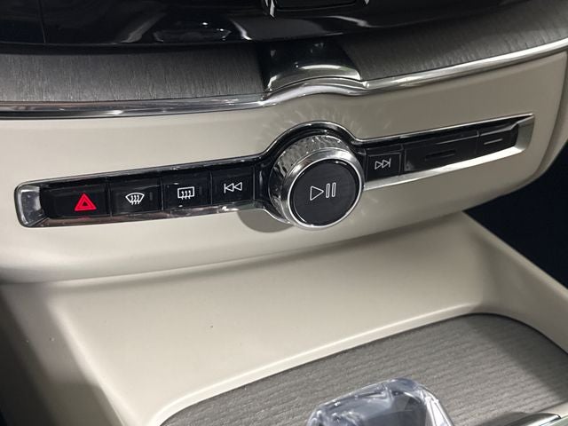 2025 Volvo XC60 Ultra