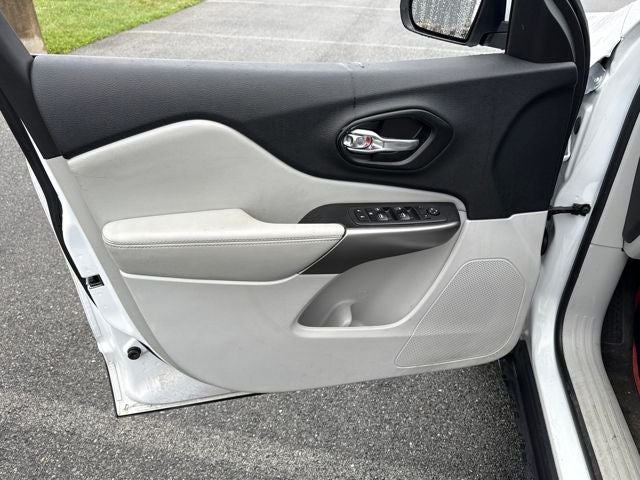 2021 Jeep Cherokee Latitude Plus