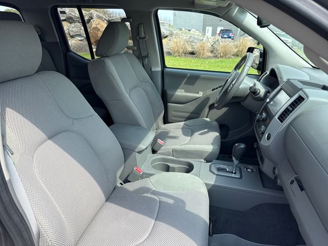 2020 Nissan Frontier SV