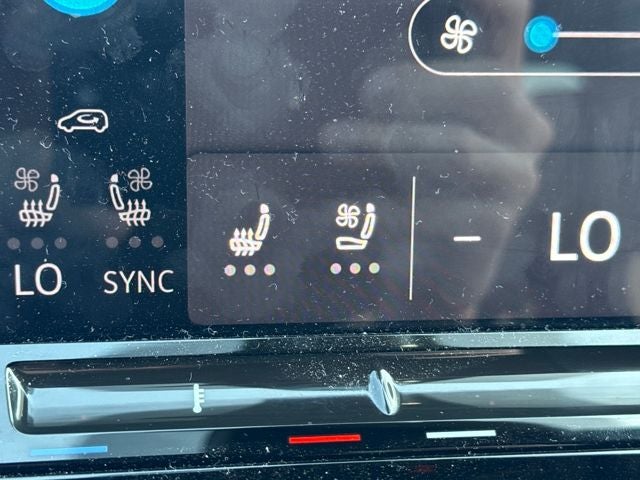 2024 Volkswagen Atlas Cross Sport 2.0T SE