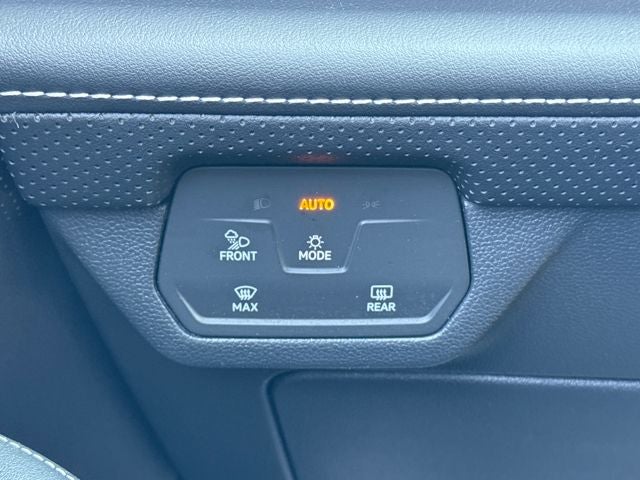 2024 Volkswagen Atlas Cross Sport 2.0T SE