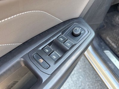 2022 Volkswagen Atlas Cross Sport 2.0T SEL R-Line