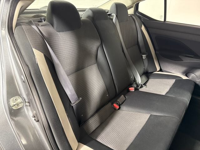 2021 Nissan Versa 1.6 SV