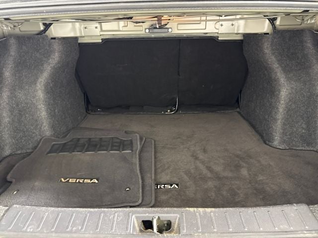 2021 Nissan Versa 1.6 SV