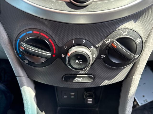 2015 Hyundai Accent GLS