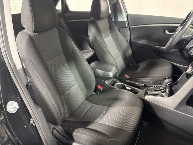 2016 Hyundai Elantra GT Base