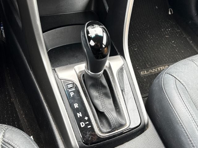 2017 Hyundai Elantra GT Base