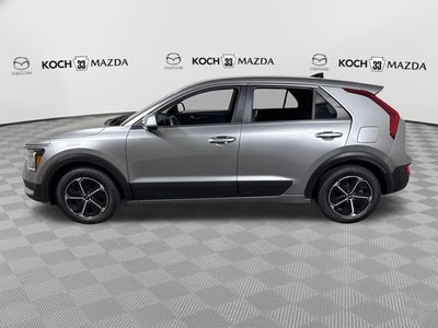 2023 Kia Niro LX