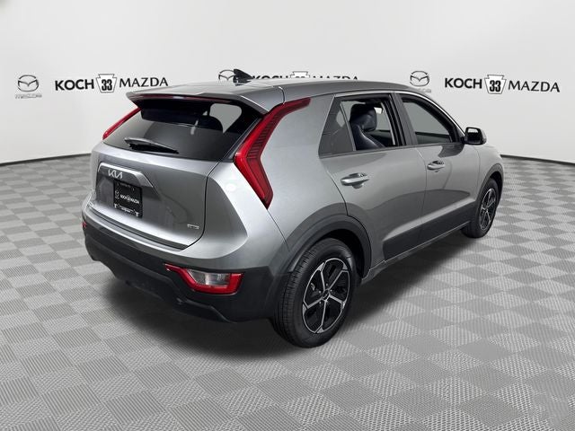 2023 Kia Niro LX