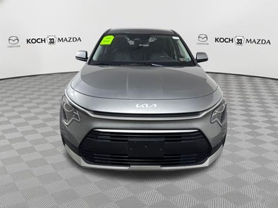 2023 Kia Niro LX