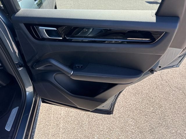 2019 Porsche Cayenne Base