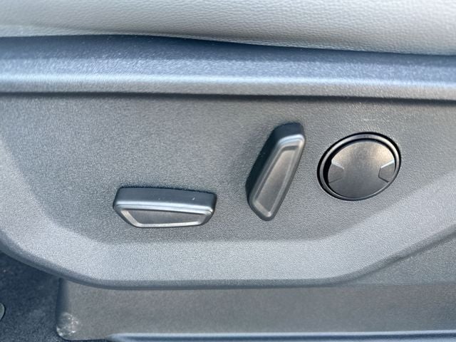 2025 Ford F-150 Lightning Flash™