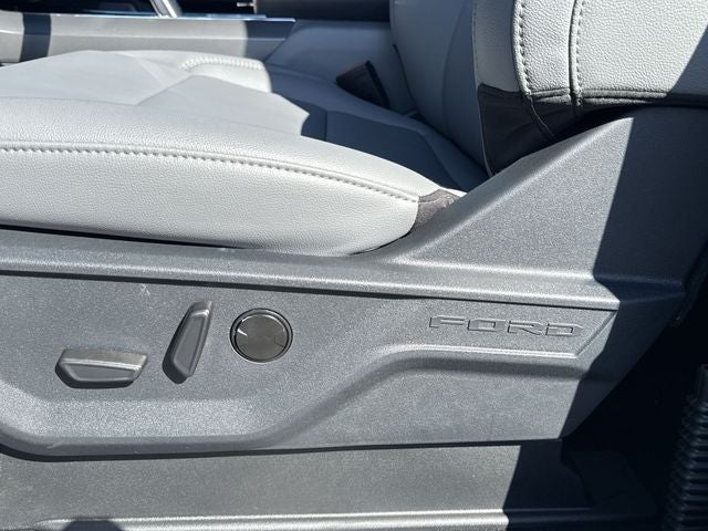 2025 Ford F-150 Lightning Flash™