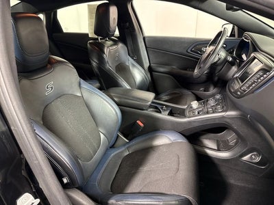 2016 Chrysler 200 S
