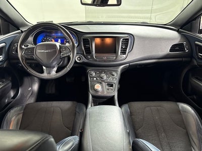 2016 Chrysler 200 S