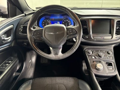 2016 Chrysler 200 S