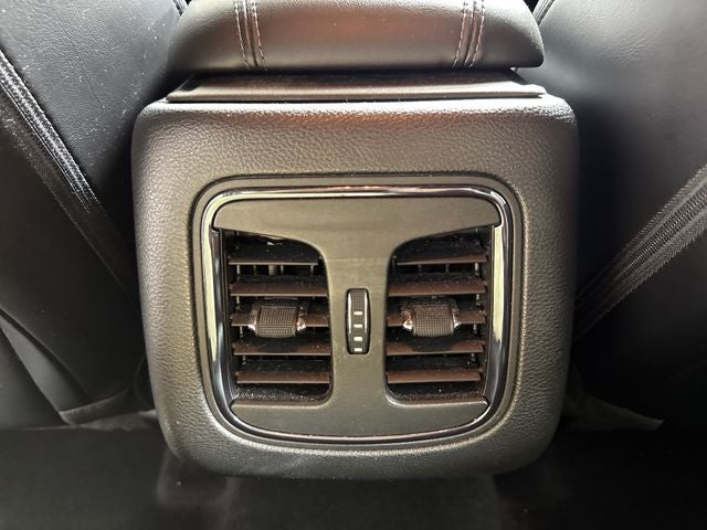 2016 Chrysler 200 S