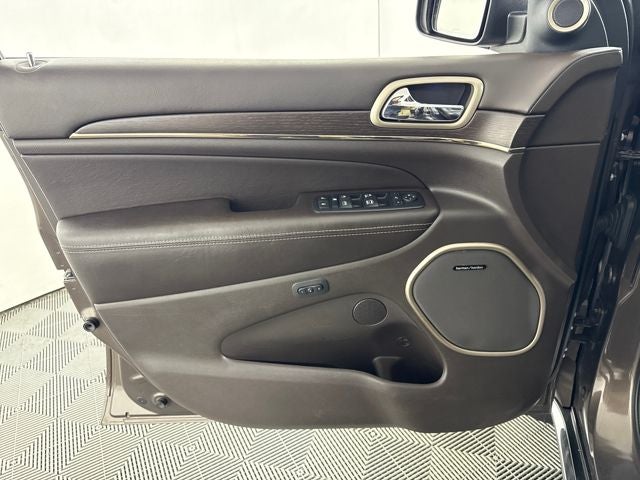 2017 Jeep Grand Cherokee Summit